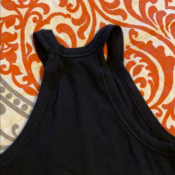 Black top - Picture 3 of 3